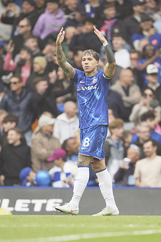 ◎ 安素費南迪斯昨晨閃電破門,一球領先利物浦。(美聯社)