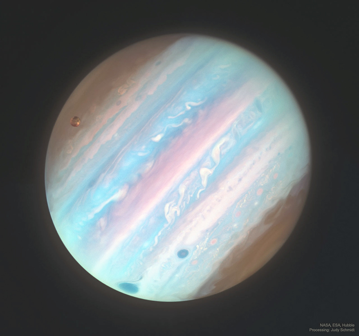 ◎ 哈伯望遠鏡拍攝的木星紫外光影像。