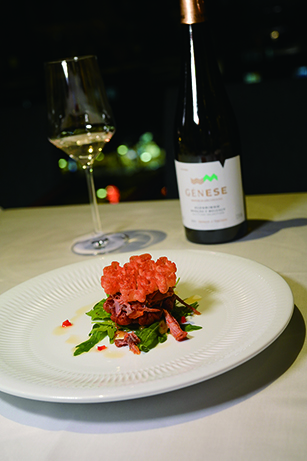 ◎ 香酥鴨配無花果、香橙與肉桂。