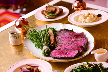 ◎ 「蔚藍夏日」於「咖啡苑」限定呈獻。